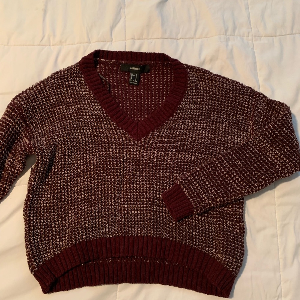 Never Worn Burgundy and Tan Forever 21 Sweater